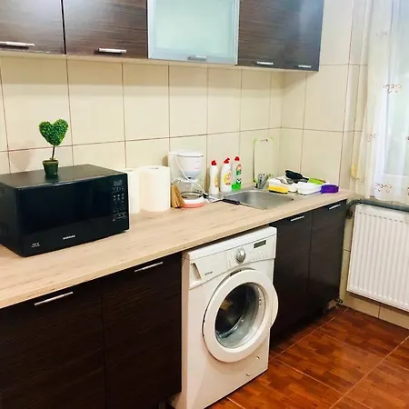 Modern Flat Near City Center I1 Apartment