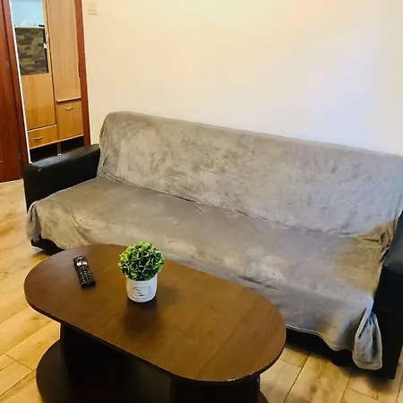 Modern Flat Near City Center I1 *