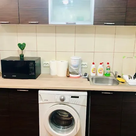 Modern Flat Near City Center I1 Apartment
